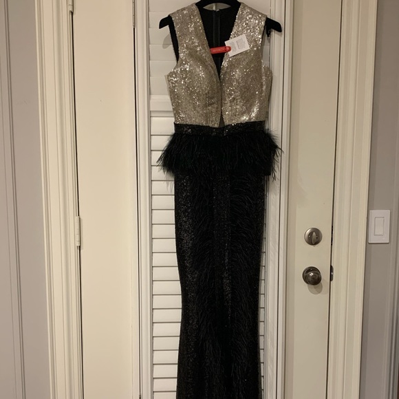 Stunning Cristallini Evening Gown - Picture 2 of 2